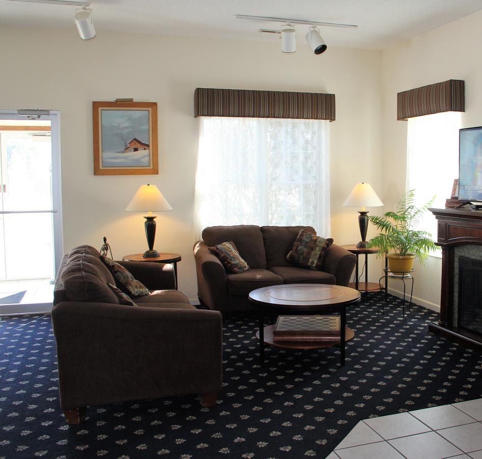Voyager Inn سانت إيغناس المظهر الخارجي الصورة