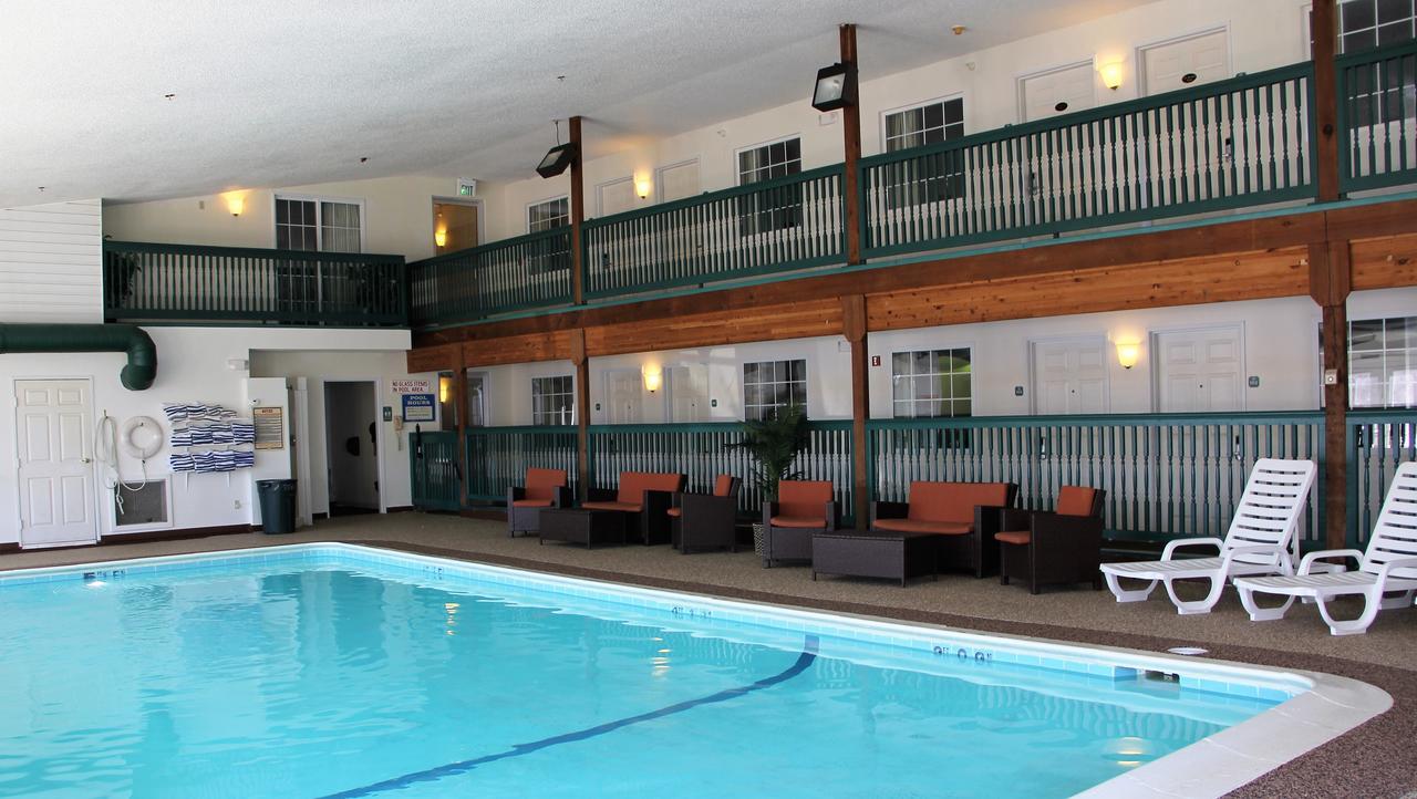 Voyager Inn سانت إيغناس المظهر الخارجي الصورة