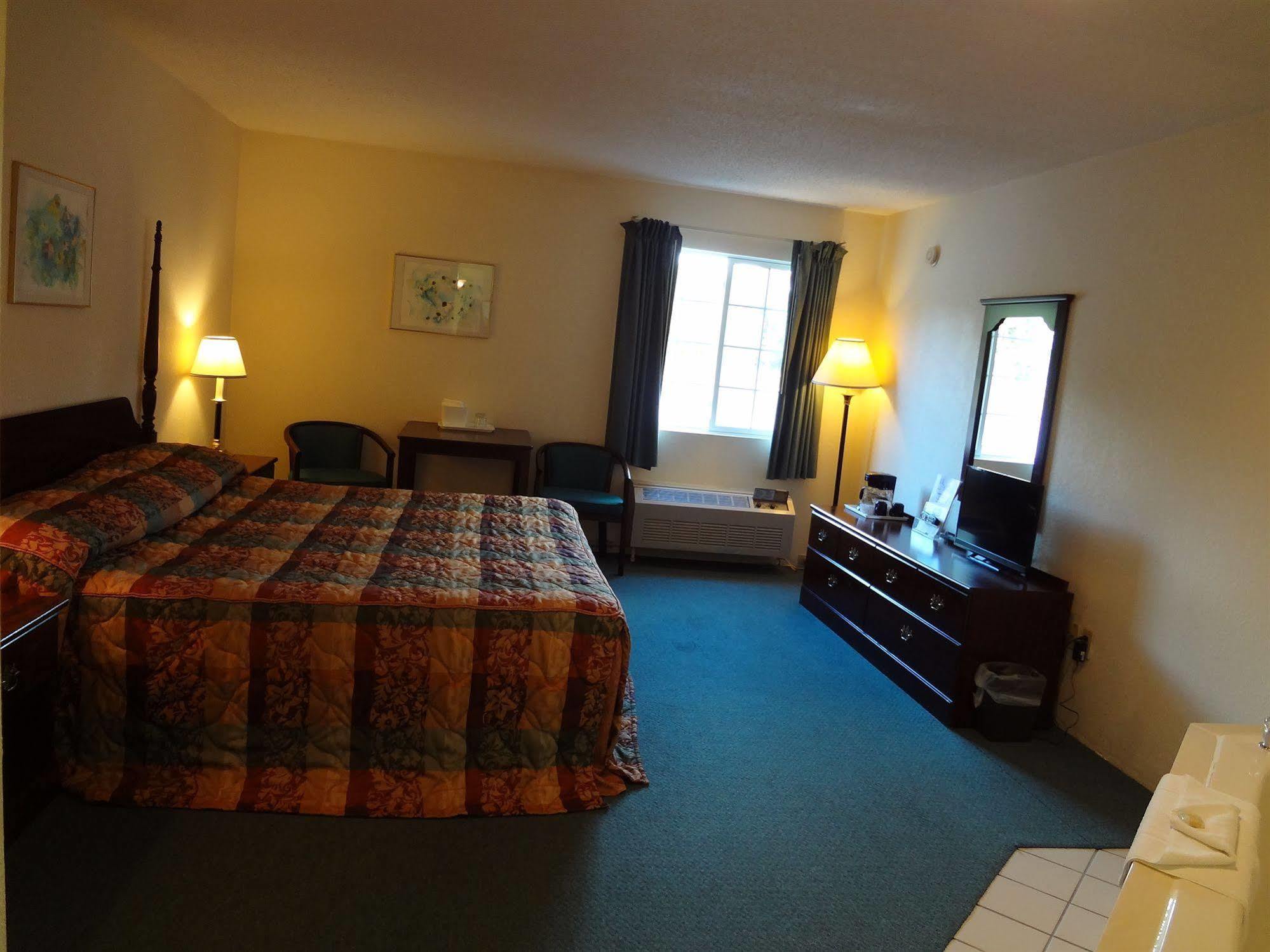 Voyager Inn سانت إيغناس المظهر الخارجي الصورة